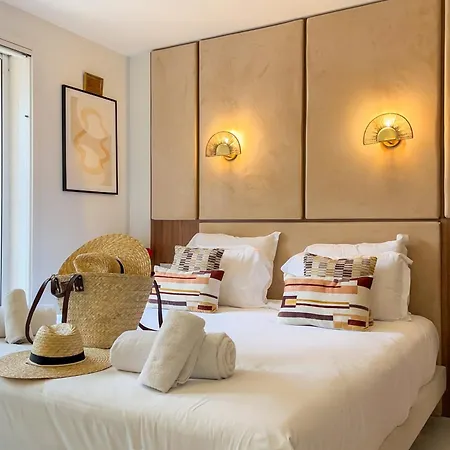 Place Des Lices - K1 サントロペ