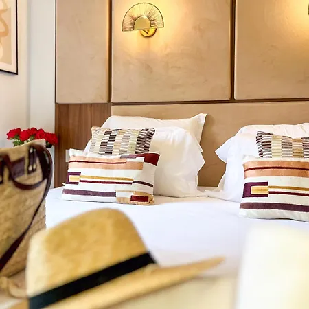 Place Des Lices - K1 アパート