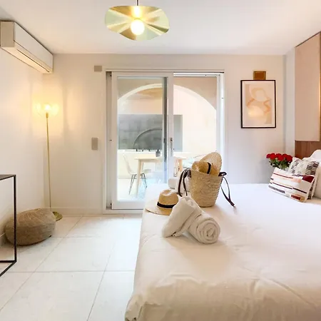 Place Des Lices - K1 *