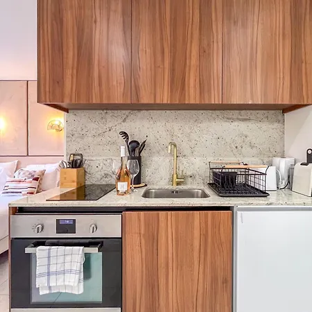 Place Des Lices - K1 アパート