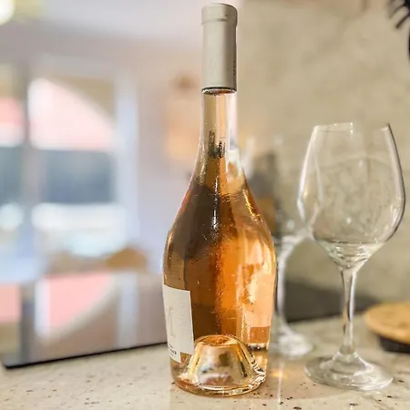 Place Des Lices - K1 サントロペ